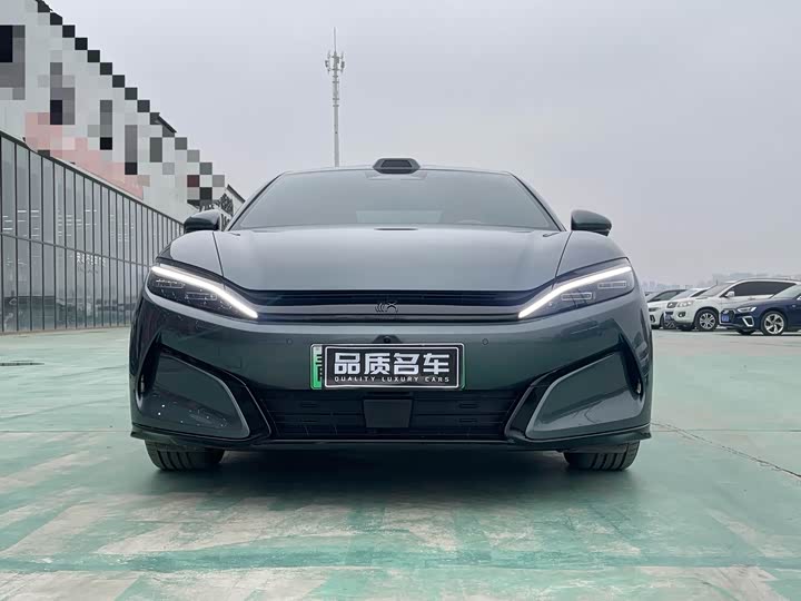 Фото 2 - BYD Han L