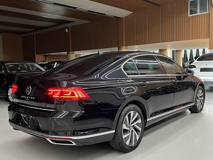 Фото 8 - Volkswagen Magotan GTE Hybrid