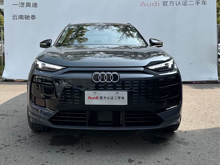 Фото 2 - Audi Q6L e-tron