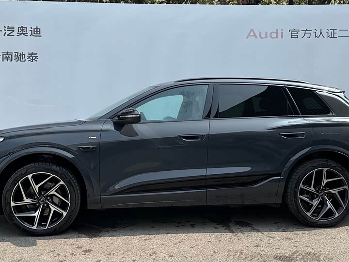 Фото 5 - Audi Q6L e-tron