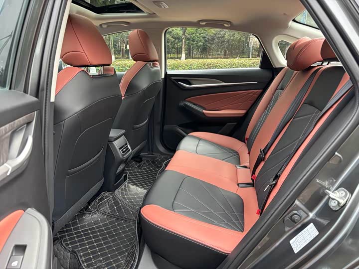 Фото 5 - Changan Eado Plus