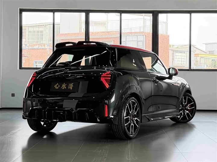 Фото 4 - Mini Mini JCW