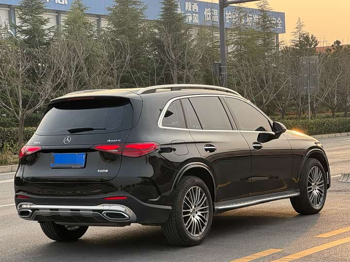 Фото 9 - Mercedes-Benz GLC-Class