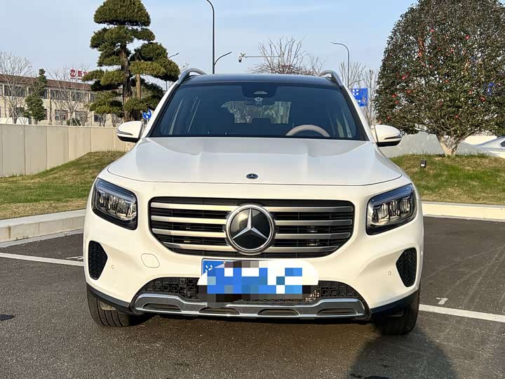 Фото 2 - Mercedes-Benz GLB-Class