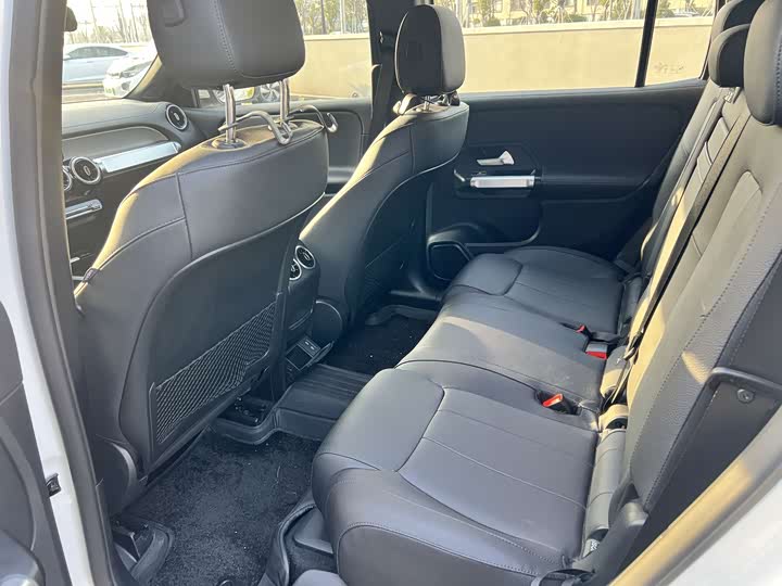 Фото 6 - Mercedes-Benz GLB-Class