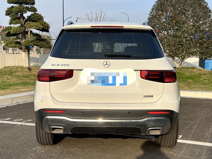 Фото 8 - Mercedes-Benz GLB-Class