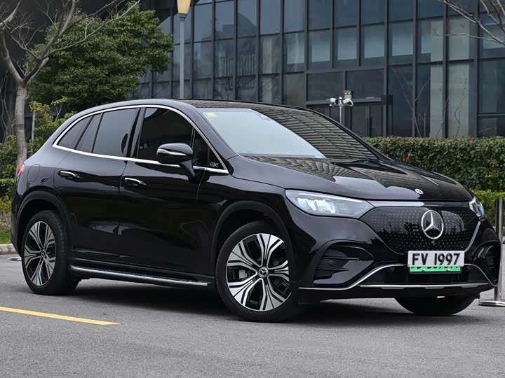 Фото 3 - Mercedes-Benz EQE SUV