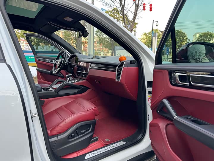 Фото 9 - Porsche Cayenne