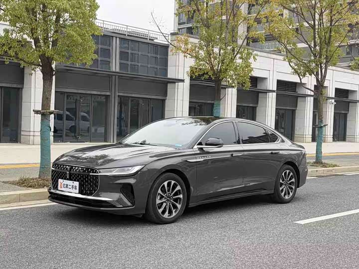 Фото 1 - Lincoln Z (Zephyr)