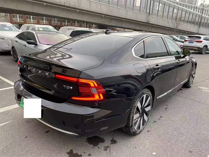 Photo 5 - Volvo S90 Hybrid