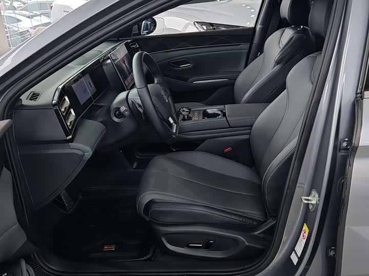 Фото 5 - BYD Qin L