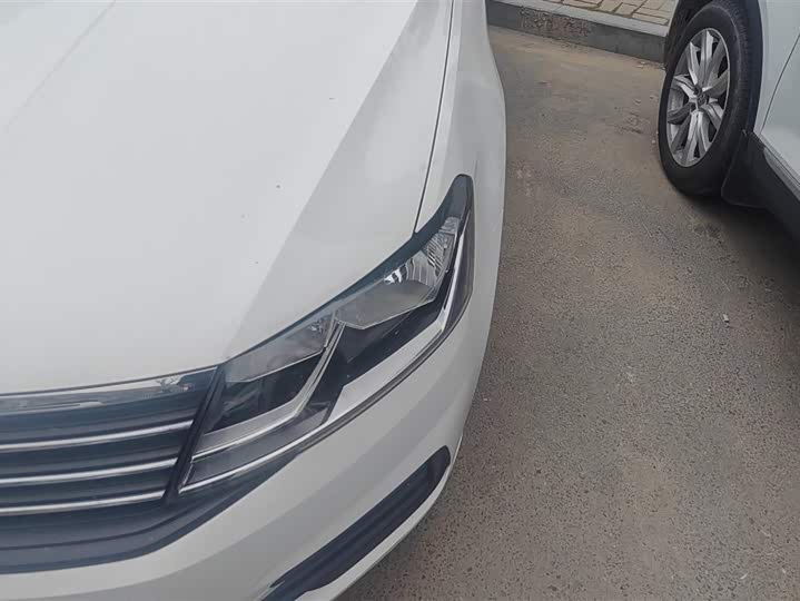 Фото 5 - Volkswagen Lavida