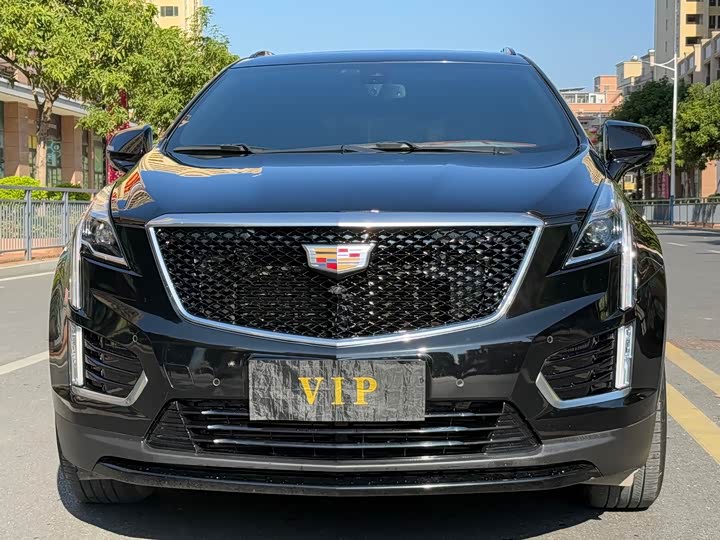 Фото 2 - Cadillac XT5
