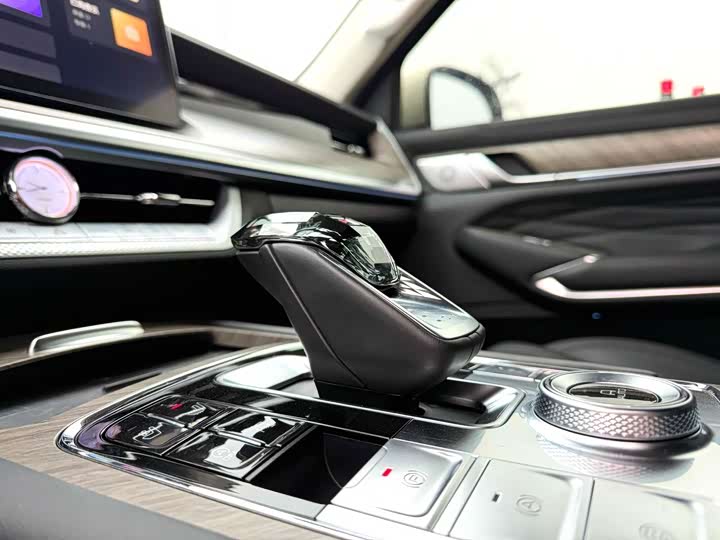 Фото 4 - Tank 500