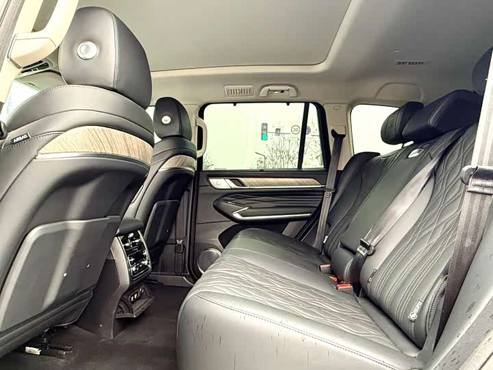 Фото 8 - Tank 500