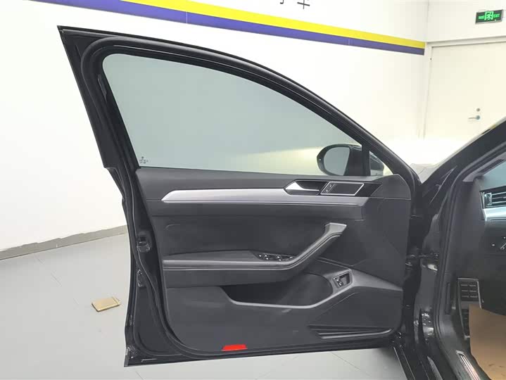 Фото 7 - Volkswagen Magotan GTE Hybrid