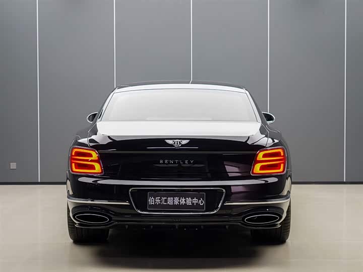 Фото 7 - Bentley Flying Spur Hybrid