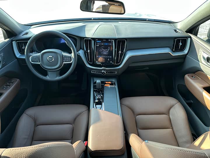 Photo 6 - Volvo XC60