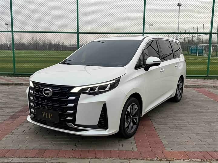 Фото 1 - GAC Trumpchi M6