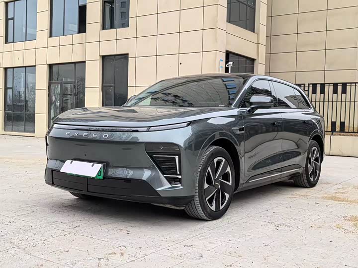 Photo 1 - Exeed Sterra ET