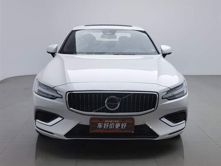 Фото 3 - Volvo S60