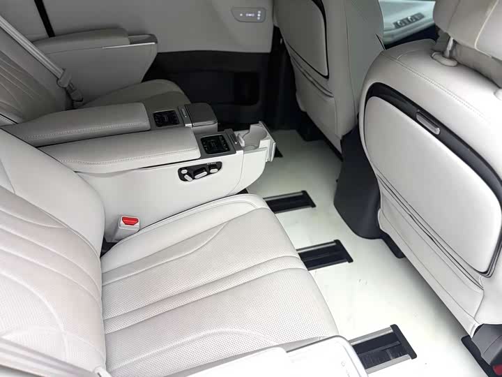 Фото 7 - XPeng X9