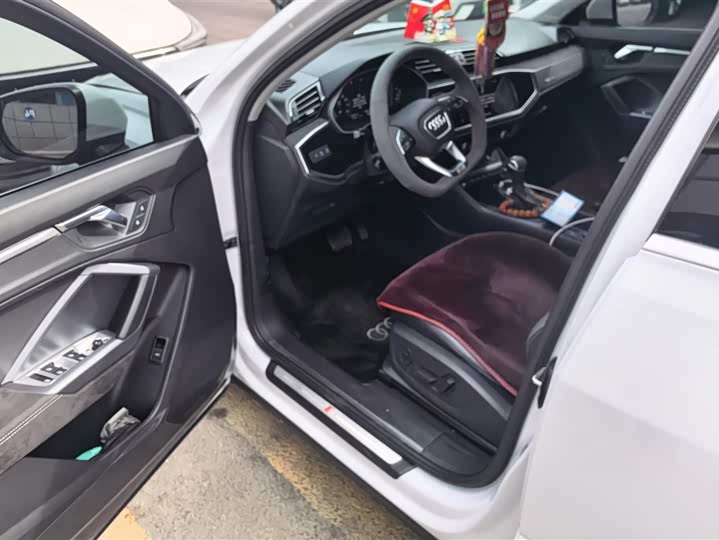 Фото 9 - Audi Q3