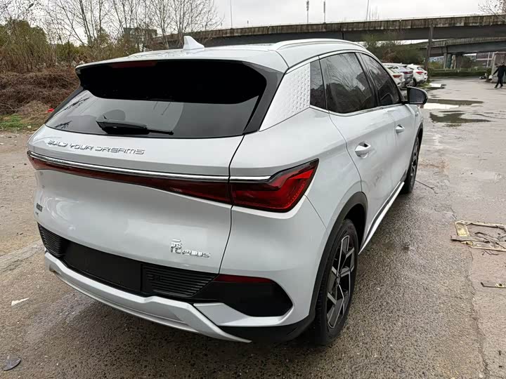 Photo 9 - BYD Yuan Plus