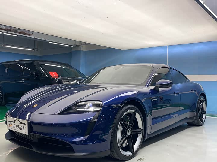 Photo 1 - Porsche Taycan