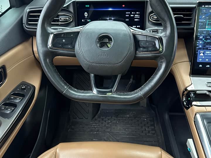 Фото 6 - Nio ES6