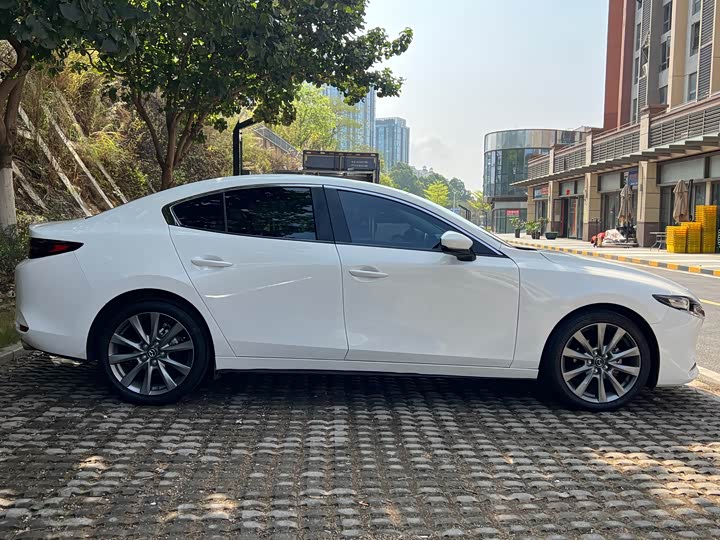 Фото 7 - Mazda 3 (Axela)