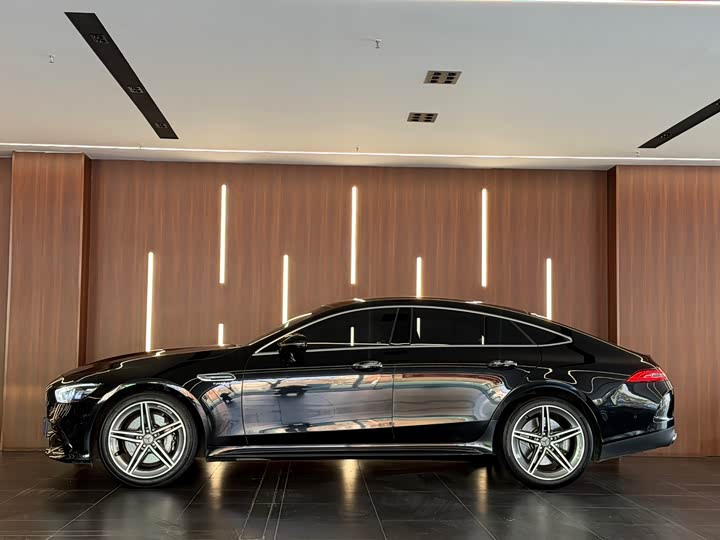 Фото 7 - Mercedes-Benz AMG GT