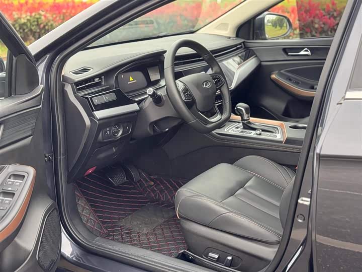 Фото 5 - Chery Omoda S5 (Arrizo 5 Plus)