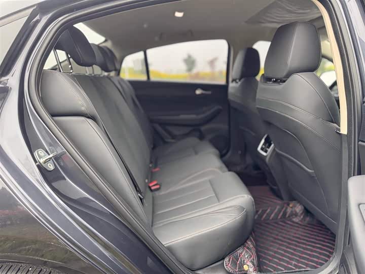 Фото 8 - Chery Omoda S5 (Arrizo 5 Plus)