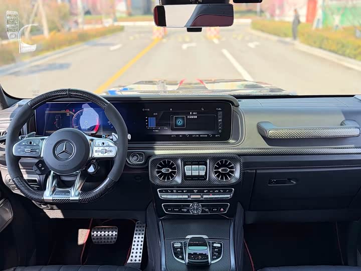 Фото 8 - Mercedes-Benz G-Class