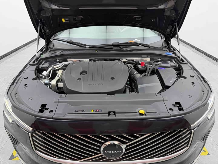 Фото 7 - Volvo S90