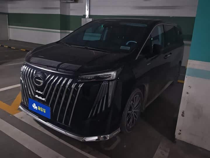 Фото 1 - GAC Trumpchi M8