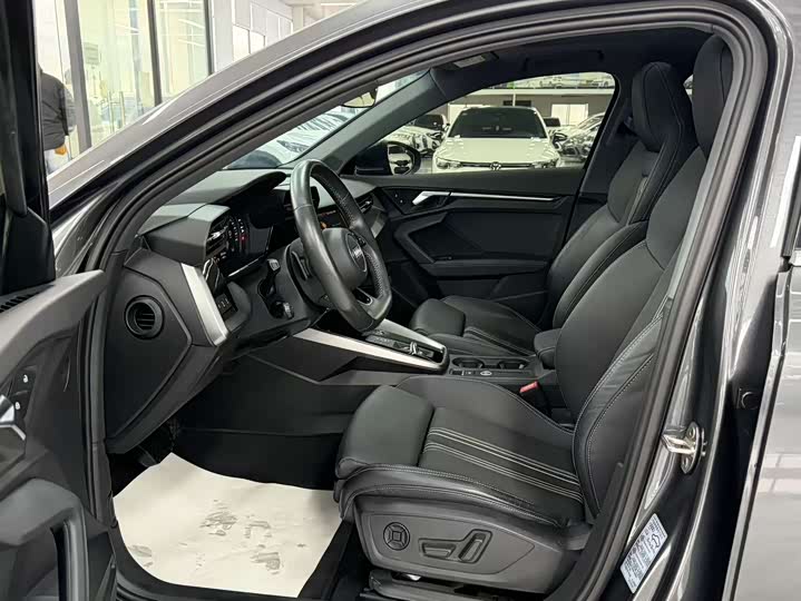 Фото 9 - Audi A3