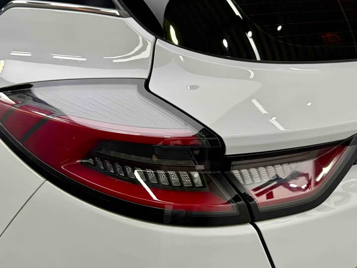 Фото 6 - Geely Emgrand GS