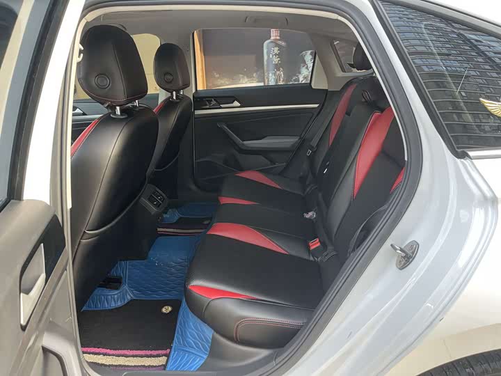 Фото 6 - Volkswagen Lavida