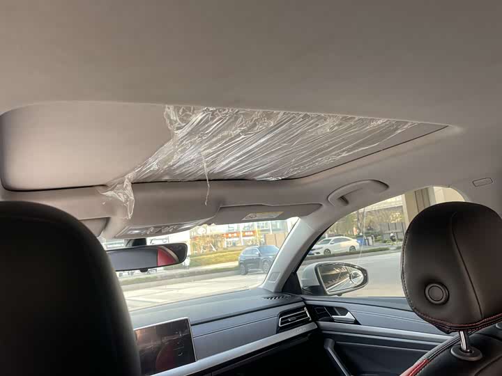 Фото 8 - Volkswagen Lavida