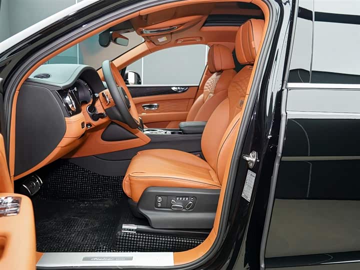 Фото 7 - Bentley Bentayga