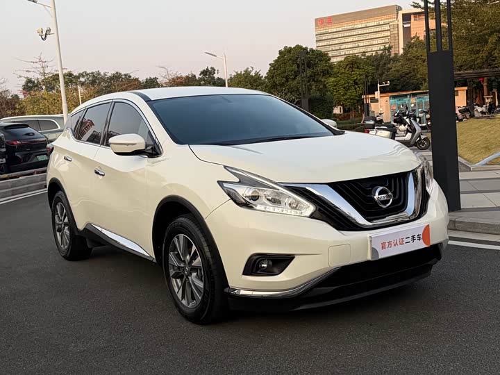 Photo 3 - Nissan Murano