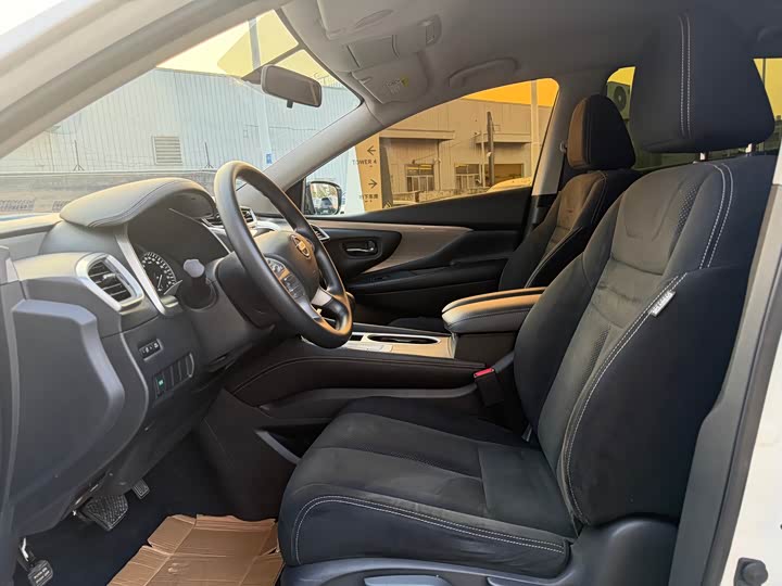 Photo 4 - Nissan Murano