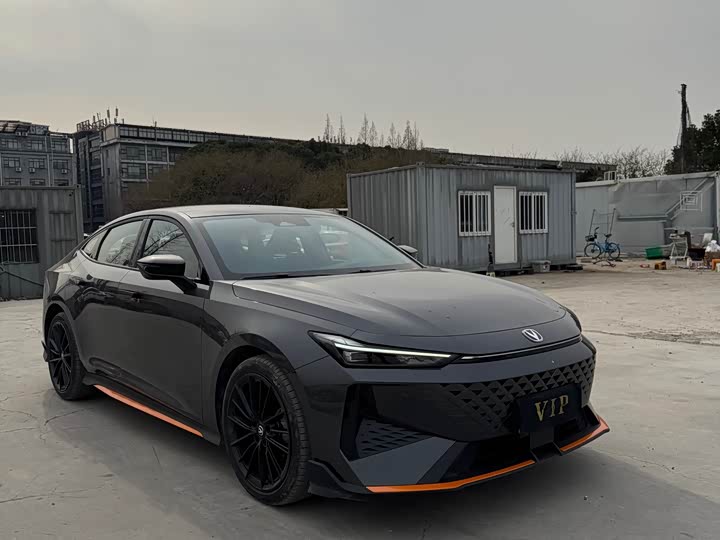 Фото 3 - Changan UNI-V