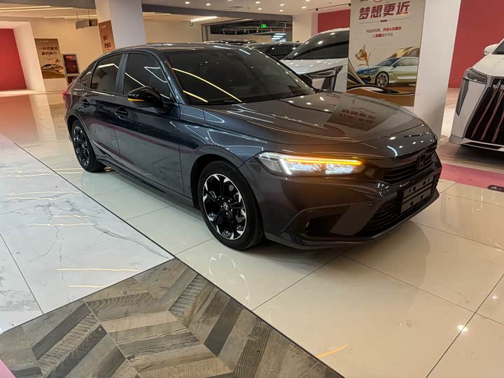 Фото 3 - Honda Civic