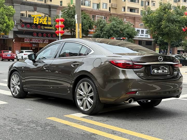 Photo 5 - Mazda Atenza