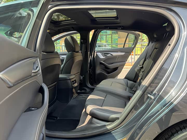 Photo 9 - Cadillac CT5