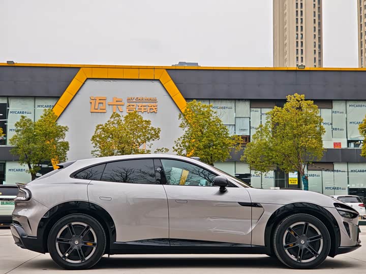 Фото 4 - Xiaomi YU7