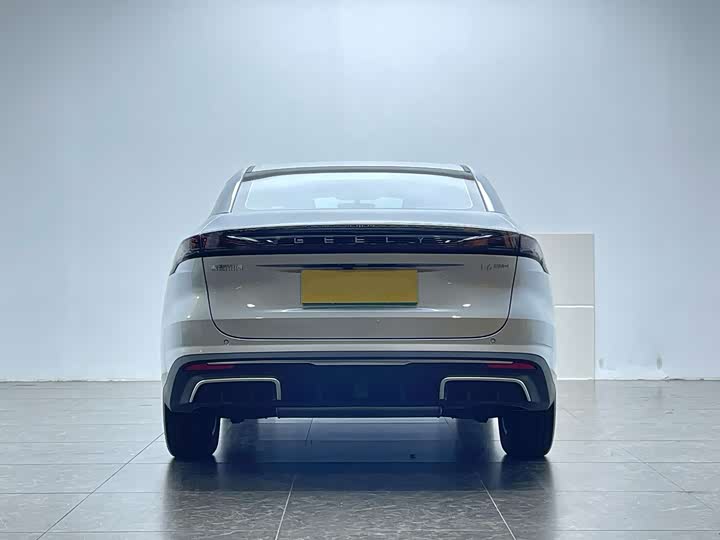 Фото 4 - Geely Galaxy L6